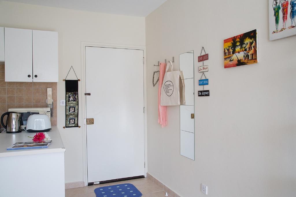 Paphos Love Nest Apartment Стая снимка